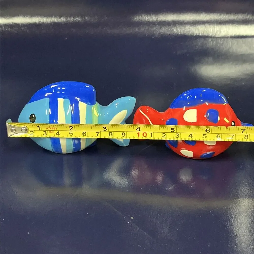 Set Of Ceramic Fish Salt & Pepper Shakers Red/Blue Beach House Tropical -‎ T 7-3